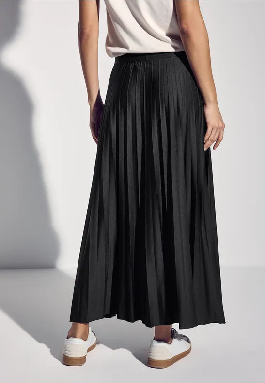 Street One Black Plissee Skirt