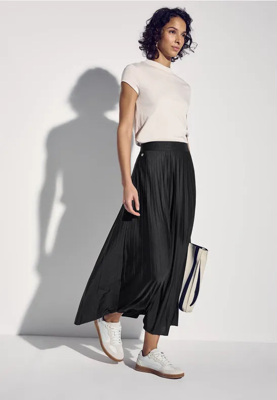 Street One Black Plissee Skirt