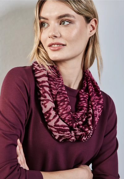 Street One Loop Scarf (Mulberry Red)