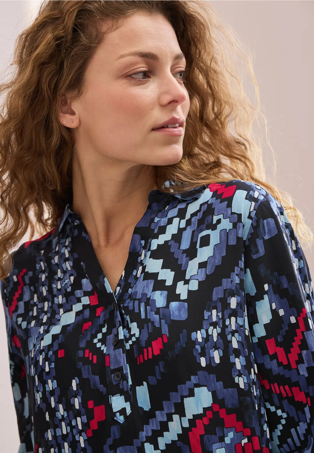 CECIL Multicoloured Print Blouse (Navy)