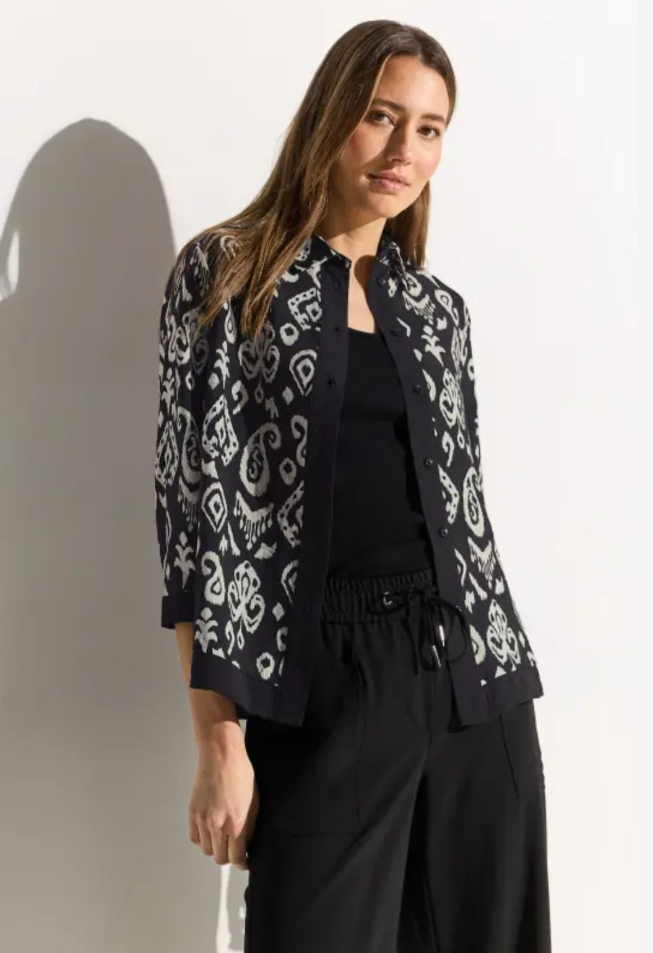CECIL Black and White Print Blouse