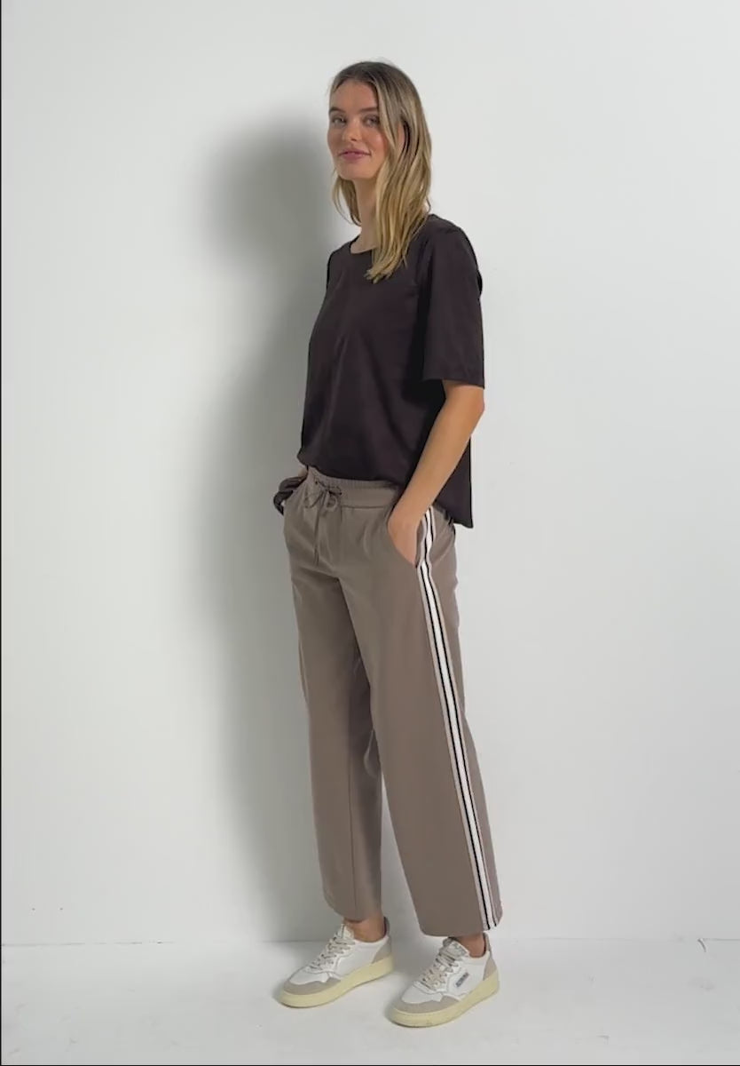 Street One Straight Leg Trousers (Brown)