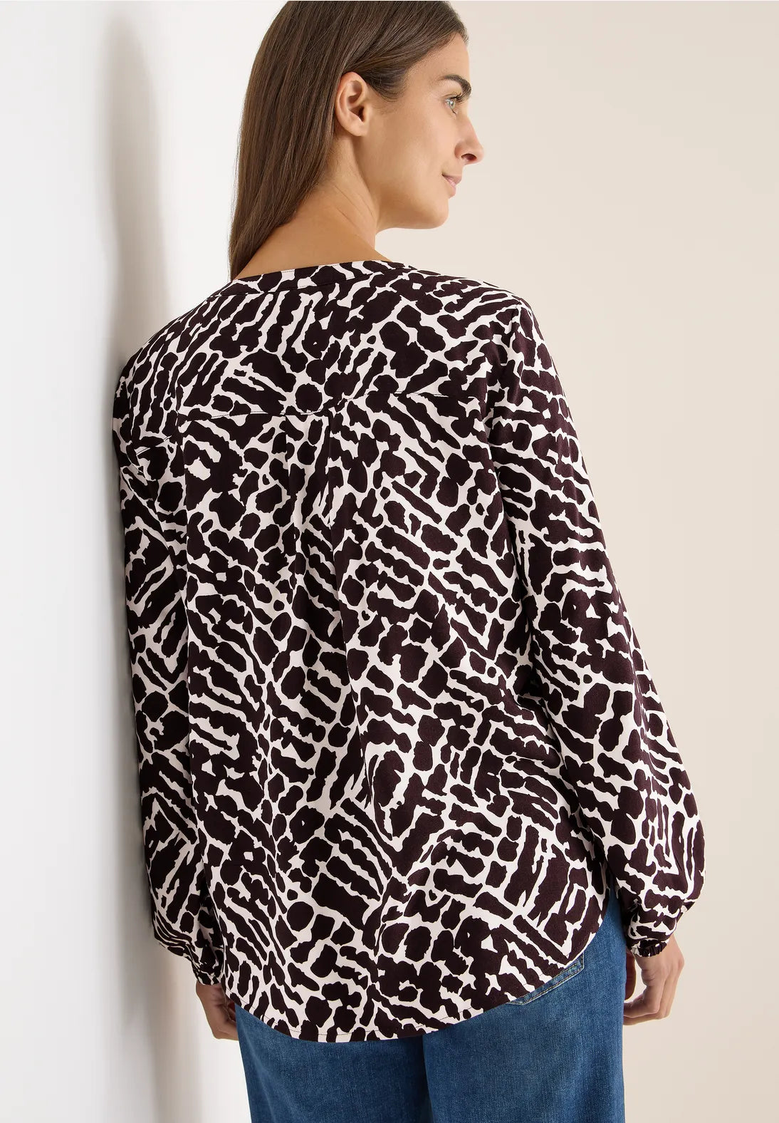 CECIL Blouse (Eggplant Red)