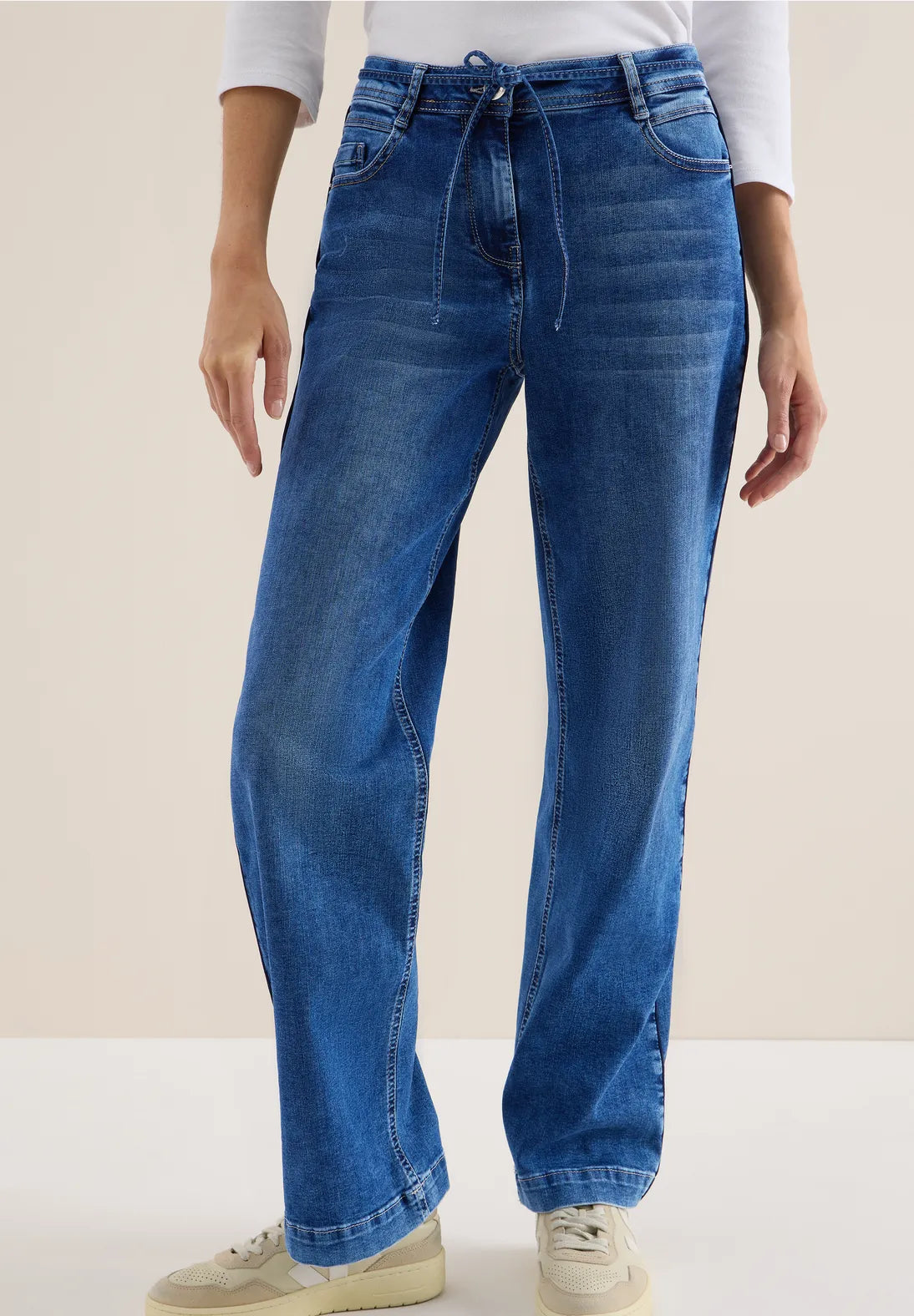 CECIL Style Neele Jeans With Sport piping on side leg(30 Inch)