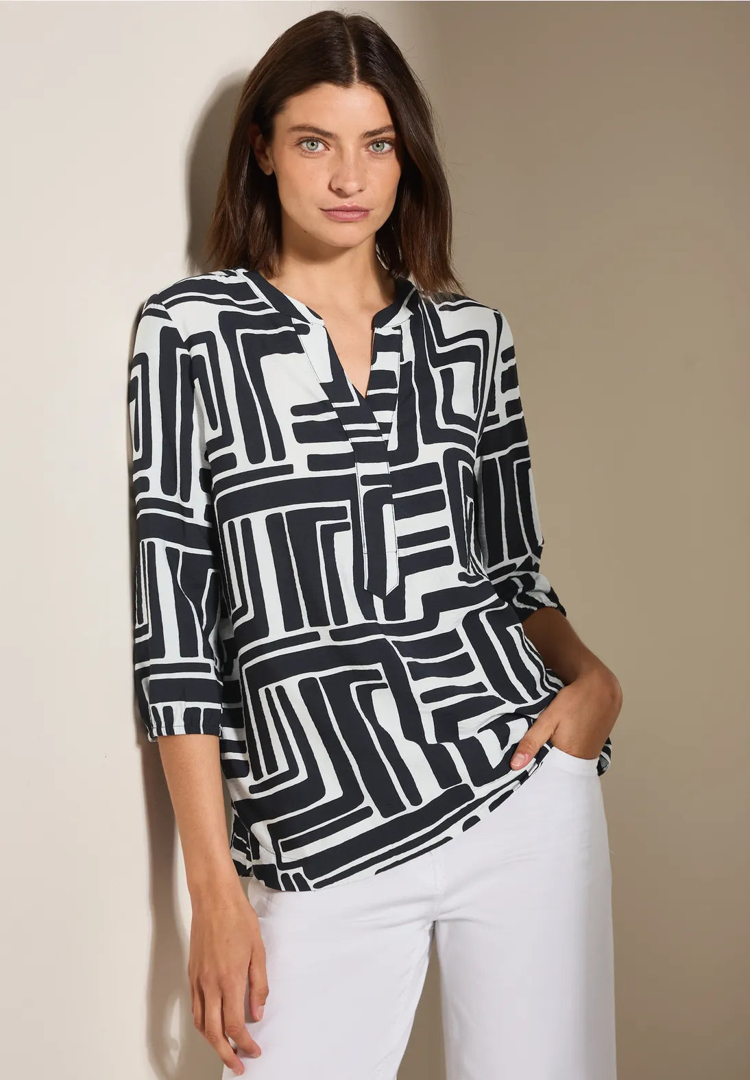 CECIL slit neck blouse with Graphic Print (Navy)