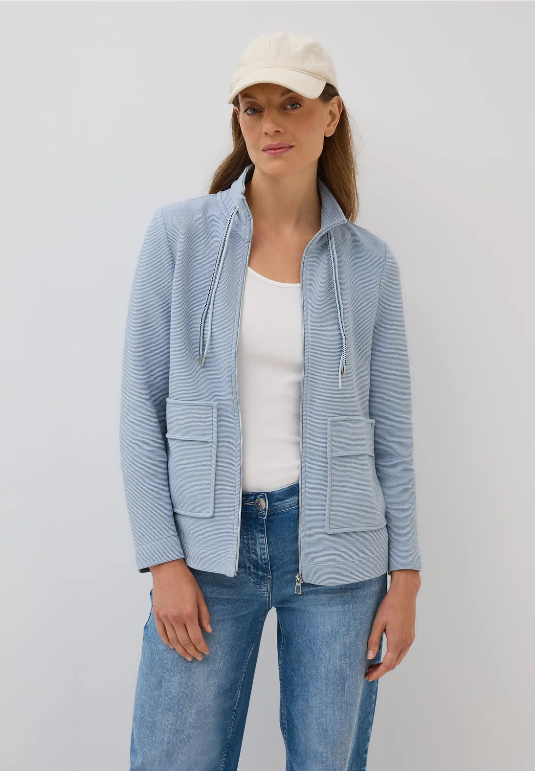 CECIL
Lightweight Ottoman Jacket