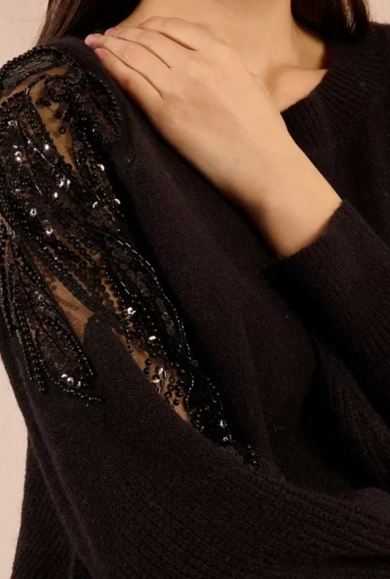 Fiadh Sweater (Black)
