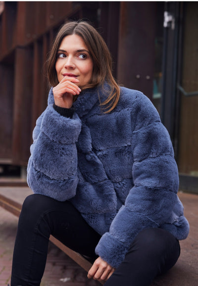 Demi Faux Fur Jacket(Blue)