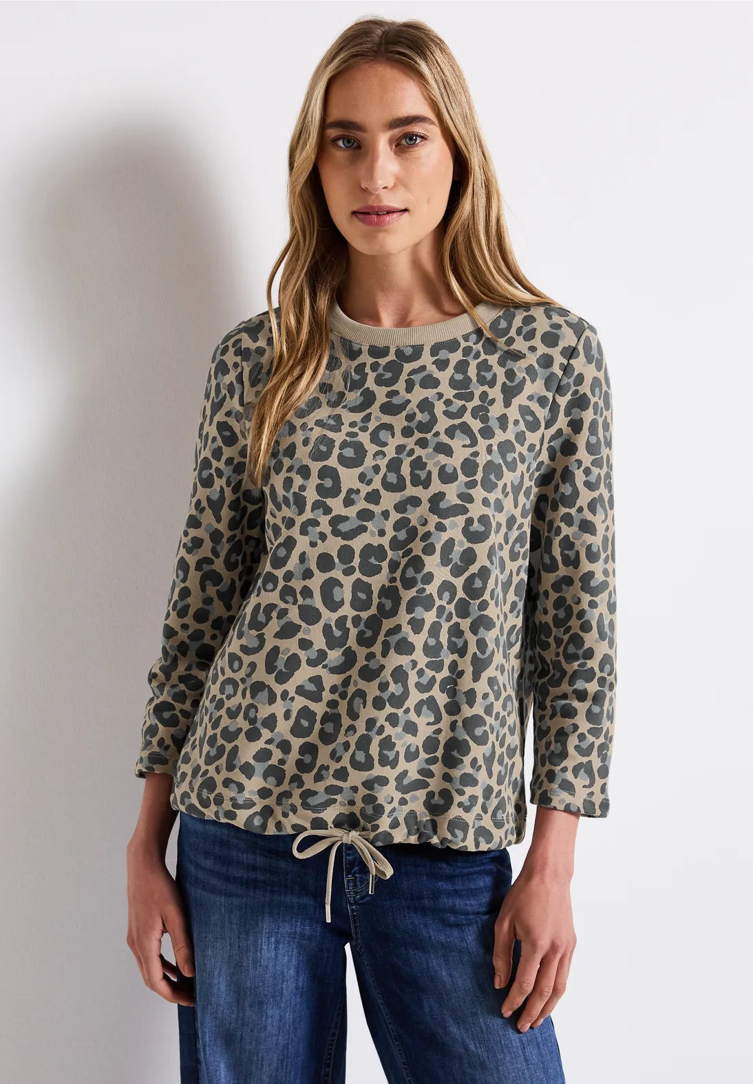 Street One Sweater with Leo Print(Beige)