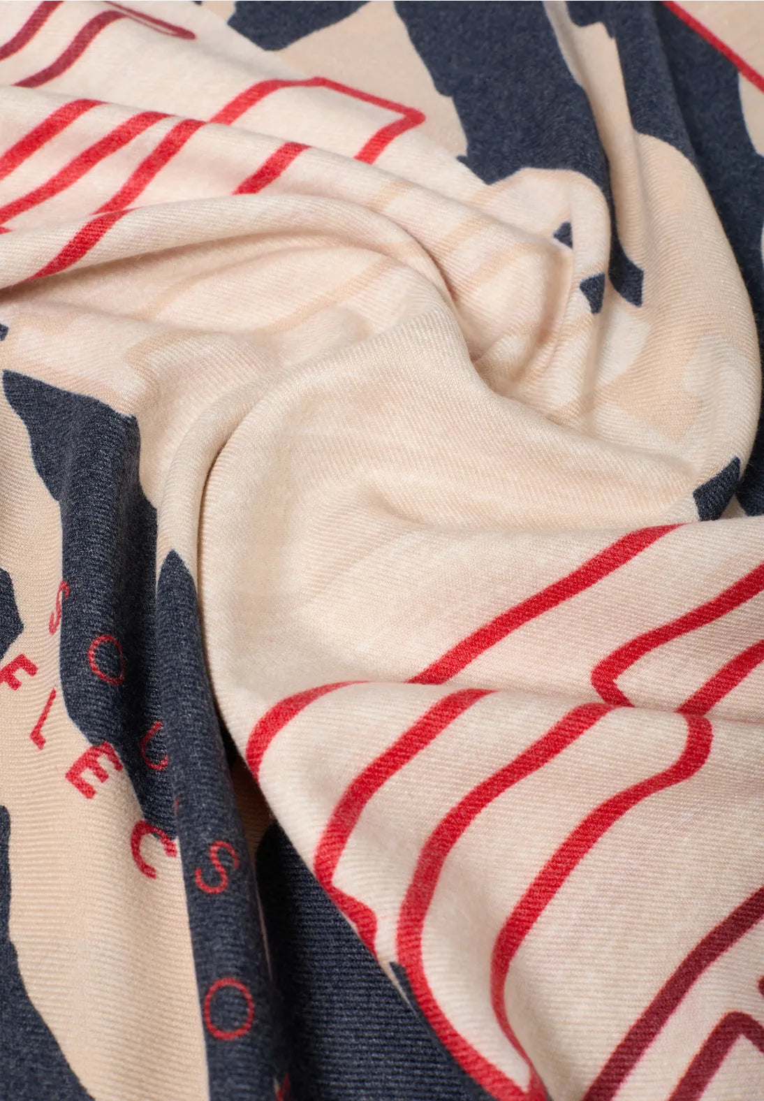 CECIL Loop Scarf (Red)