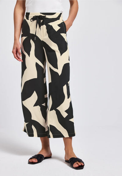 Street One wide-leg trousers
-Style EMEE(whale tail grey)