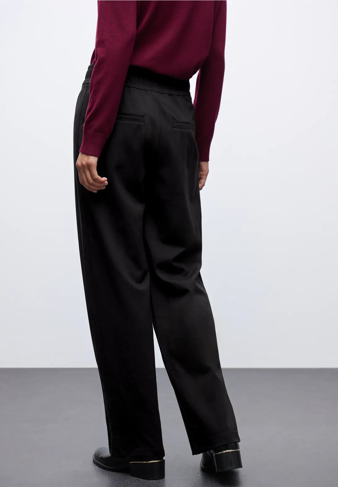 Street One Straight Leg Trousers with Buckle(Black)
